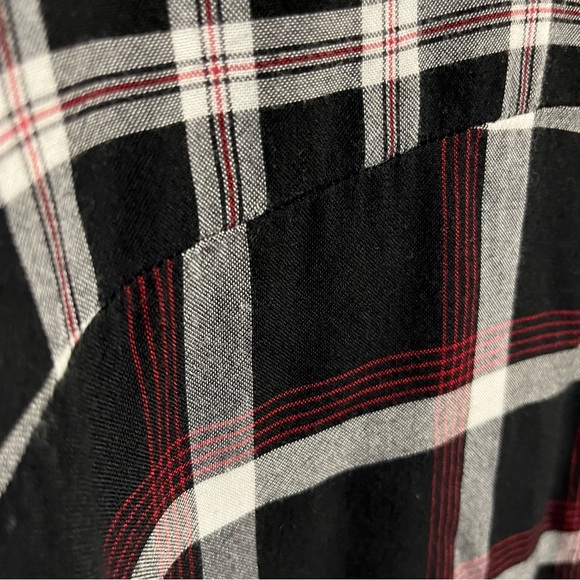 ✨3 for $19✨J. Jill Plaid Long Sleeves w Pockets - Picture 4 of 9